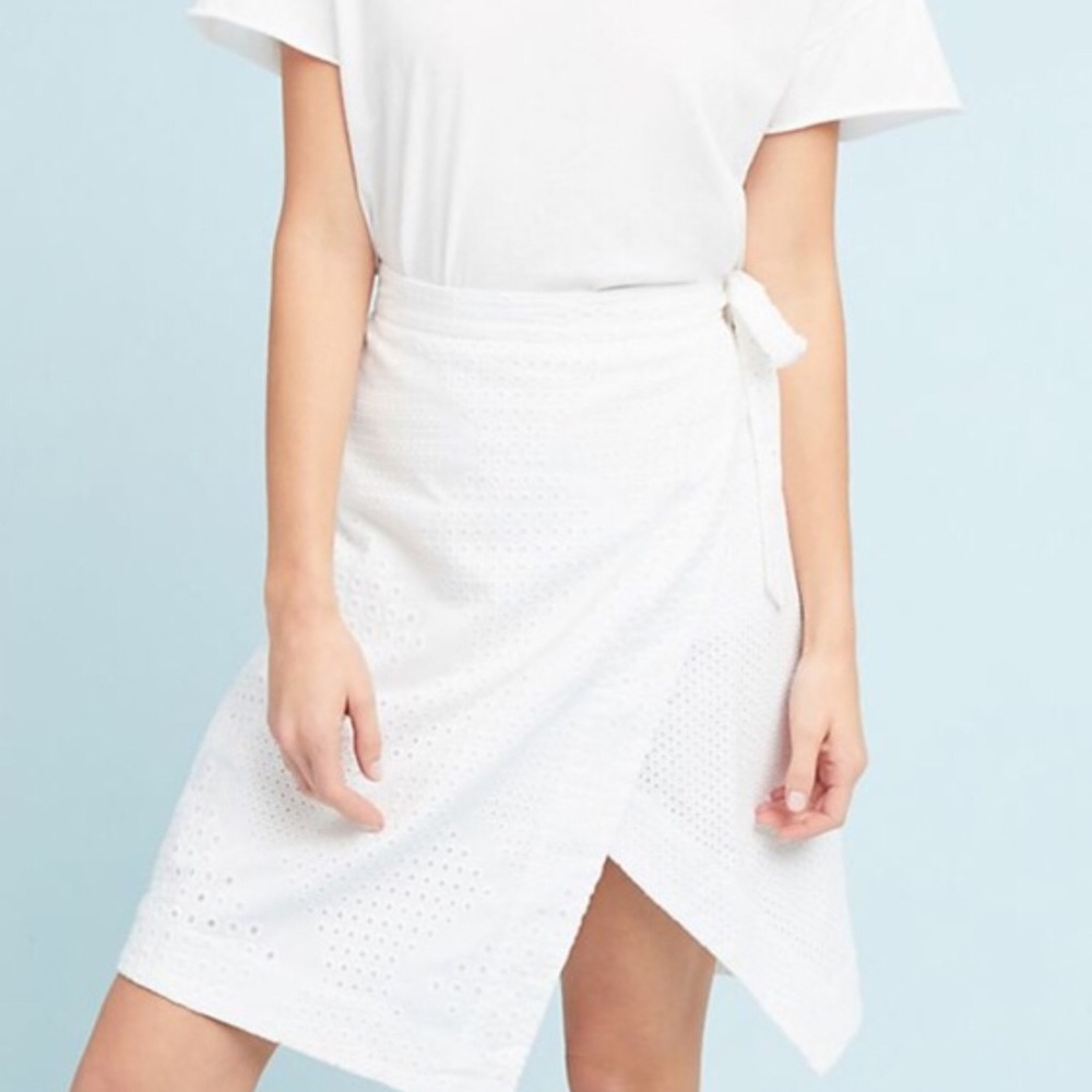 Anthropologie Maeve white eyelet Wrap skirt size 6